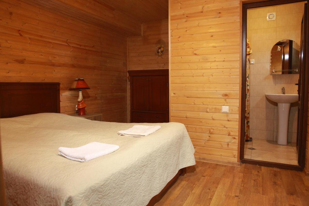 Cottage Woodside Mestia Luaran gambar